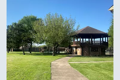 12177 Sharpview Drive, Houston, TX 77072 - Photo 23