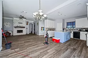 5110 Lakeshore Dr, Willis, TX 77318 - Photo 17