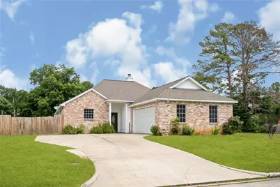 5110 Lakeshore Drive, Willis, TX 77318 - Photo 3