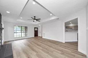 1114 N Nottingham Dr, League City, TX 77573 - Photo 7