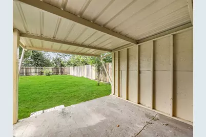 419 W Cleveland Street, Baytown, TX 77520 - Photo 15