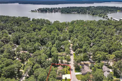 13957 Challenger Drive, Willis, TX 77318 - Photo 39