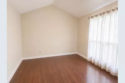 2110 Wilcrest Drive #101, Houston, TX 77042 - Photo 5
