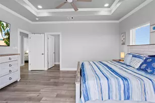 976 Mary Lynn, Crystal Beach, TX 77650 - Photo 17