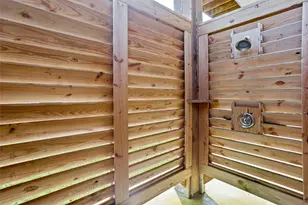 976 Mary Lynn, Crystal Beach, TX 77650 - Photo 29