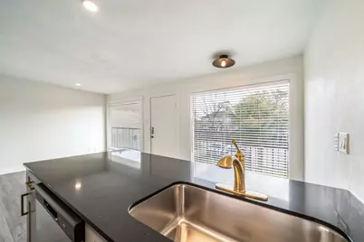 1309 Blair Street #7, Houston, TX 77008 - Photo 5