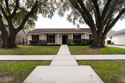 10110 Bob White Drive, Houston, TX 77096 - Photo 45