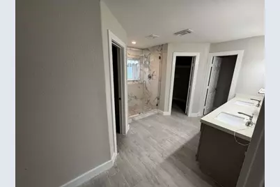 529 Brandon Road, Conroe, TX 77302 - Photo 11