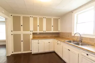 308 W Sidnor St, Alvin, TX 77511 - Photo 7