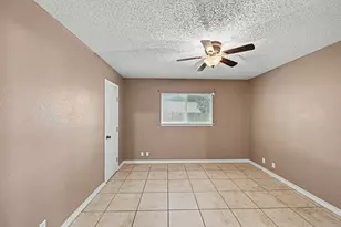 8406 Forest Ridge Dr, San Antonio, TX 78239 - Photo 15