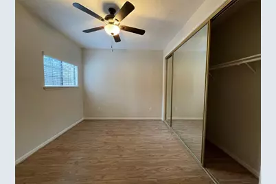 12 Hallmark Drive, Panorama Village, TX 77304 - Photo 5