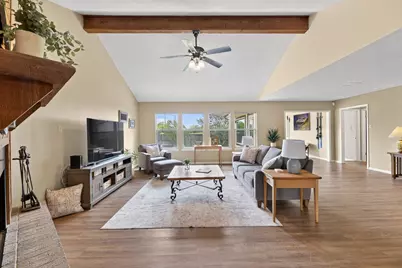 2302 Holiday Lane, Corpus Christi, TX 78414 - Photo 5