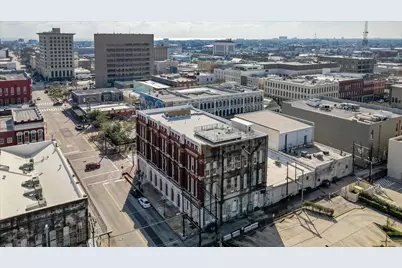 2206 Strand St #201, Galveston, TX 77550 - Photo 47