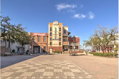 2206 Strand St #201, Galveston, TX 77550 - Photo 39