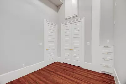 2206 Strand St #201, Galveston, TX 77550 - Photo 31