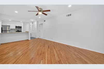 3300 Yorktown Street #16, Houston, TX 77056 - Photo 5