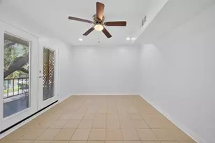 3300 Yorktown St, Houston, TX 77056 - Photo 17