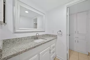 3300 Yorktown St, Houston, TX 77056 - Photo 19