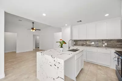 103 County Road 5019, Cleveland, TX 77327 - Photo 13