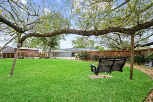 2111 N Galveston Ave, Pearland, TX 77581 - Photo 43