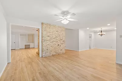 15835 Mesa Gardens Drive, Houston, TX 77095 - Photo 11