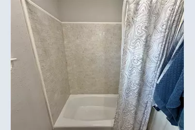 10 Lobo Court, Angleton, TX 77515 - Photo 21