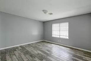 4821 Alvin St, Houston, TX 77033 - Photo 3