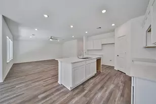 11147 Williams Reserve Dr, Conroe, TX 77303 - Photo 9