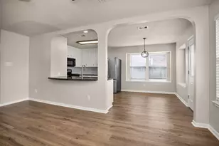 32102 Decker Oaks Dr, Pinehurst, TX 77362 - Photo 9