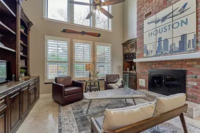 23 Golden Thrush Place, The Woodlands, TX 77381 - Photo 3