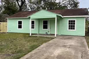 7338 Guadalcanal Rd, Houston, TX 77033 - Photo 3