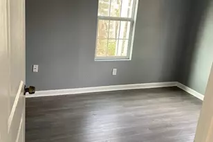 7338 Guadalcanal Rd, Houston, TX 77033 - Photo 11