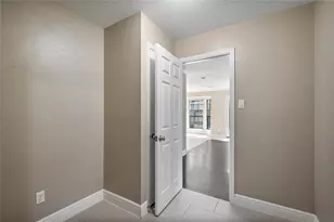 19 Kearny Brook Pl, The Woodlands, TX 77381 - Photo 15