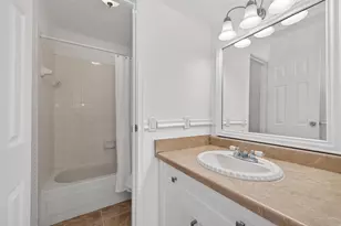 12660 Ashford Point Dr, Houston, TX 77082 - Photo 19