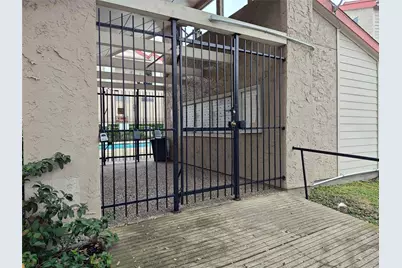 10855 Meadowglen Lane #928, Houston, TX 77042 - Photo 23