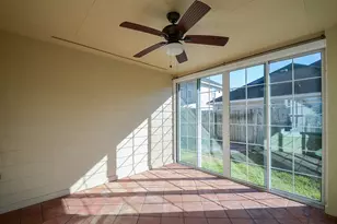12918 Hawthorne Shores Dr, Houston, TX 77044 - Photo 25