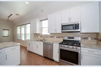 12918 Hawthorne Shores Drive, Houston, TX 77044 - Photo 7