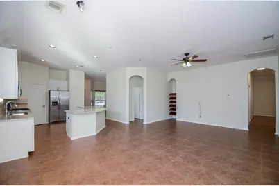 12918 Hawthorne Shores Drive, Houston, TX 77044 - Photo 11