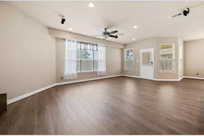 9203 Clayberry Street, Houston, TX 77080 - Photo 9