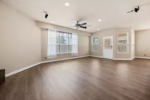 9203 Clayberry St, Houston, TX 77080 - Photo 9