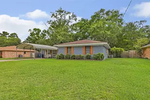 117 Queens Row, Lumberton, TX 77657 - Photo 3