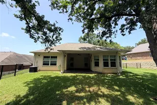 127 Boyd St, Buffalo, TX 75831 - Photo 29