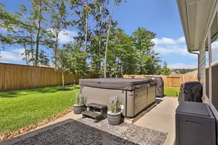 2627 Lost Holly Ln, Conroe, TX 77301 - Photo 5