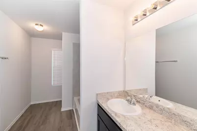 8802 Livings Street, Houston, TX 77028 - Photo 9