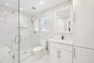 106 Mignon Ln, Houston, TX 77024 - Photo 29