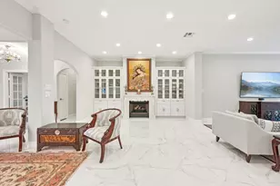 106 Mignon Ln, Houston, TX 77024 - Photo 3