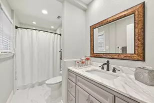 106 Mignon Ln, Houston, TX 77024 - Photo 27