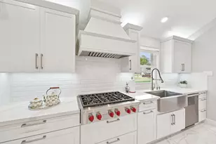 106 Mignon Ln, Houston, TX 77024 - Photo 11