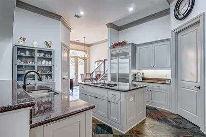 2702 Tudor Manor, Houston, TX 77082 - Photo 7