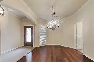 155 S Queenscliff Cir, The Woodlands, TX 77382 - Photo 17